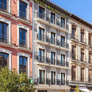 2* Hotel Maciá Plaza